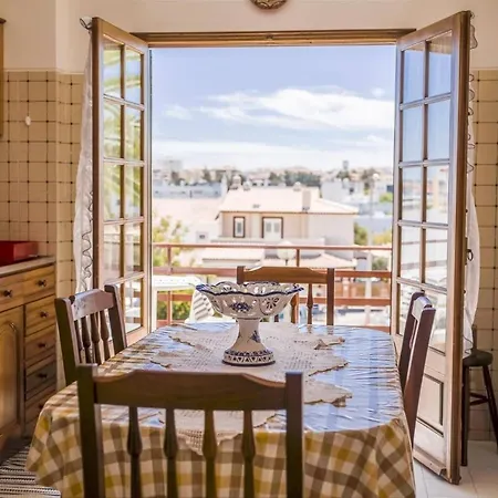 Windmill Park 1 Bed With Views! Апартаменты