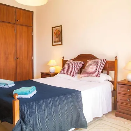 Windmill Park 1 Bed With Views! * Лагуш