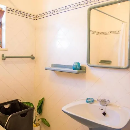 Апартаменты Windmill Park 1 Bed With Views! *